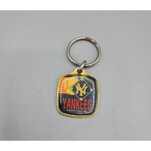 New York Yankees Vintage/Authentic Key Ring. RARE